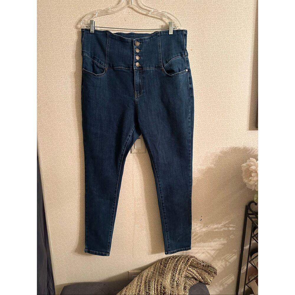 Chic Denim high waisted skinny jeans
